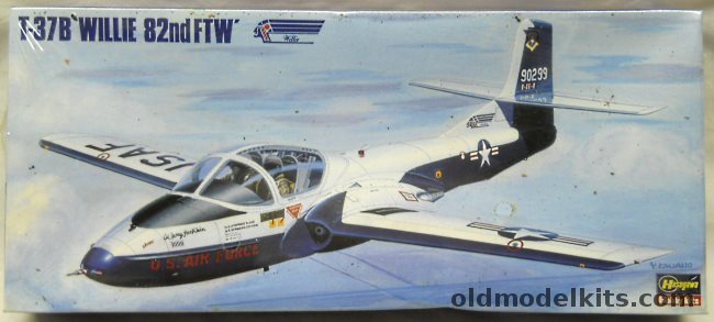 Hasegawa 1/72 T-37B Willie 82nd FTW, SP37 plastic model kit